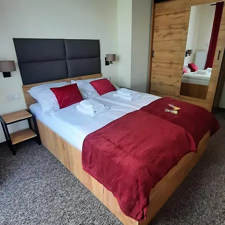 Skalnica- Apartamenty Z Widokiem Na Gory, Sauna I Kominek, Przy Szlakach *